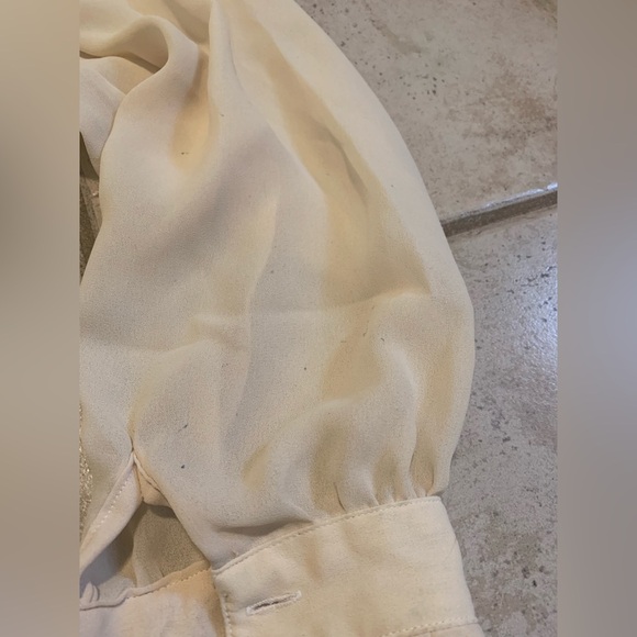 Vintage Style CHAGALL Ruffled Neck Pintuck Blouse Size 10 Sheer Beige/Cream - Picture 10 of 10